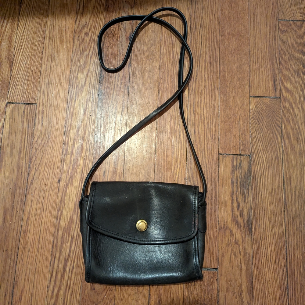 Vintage Coach Chrystie Navy Leather Bag